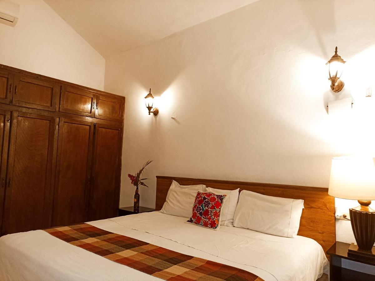 Casa De Los Pajaros - B&B Valladolid  Extérieur photo