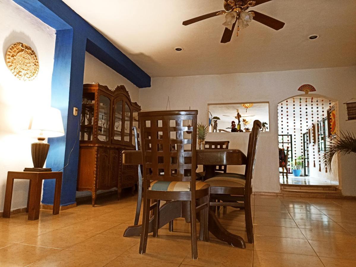 Casa De Los Pajaros - B&B Valladolid  Extérieur photo