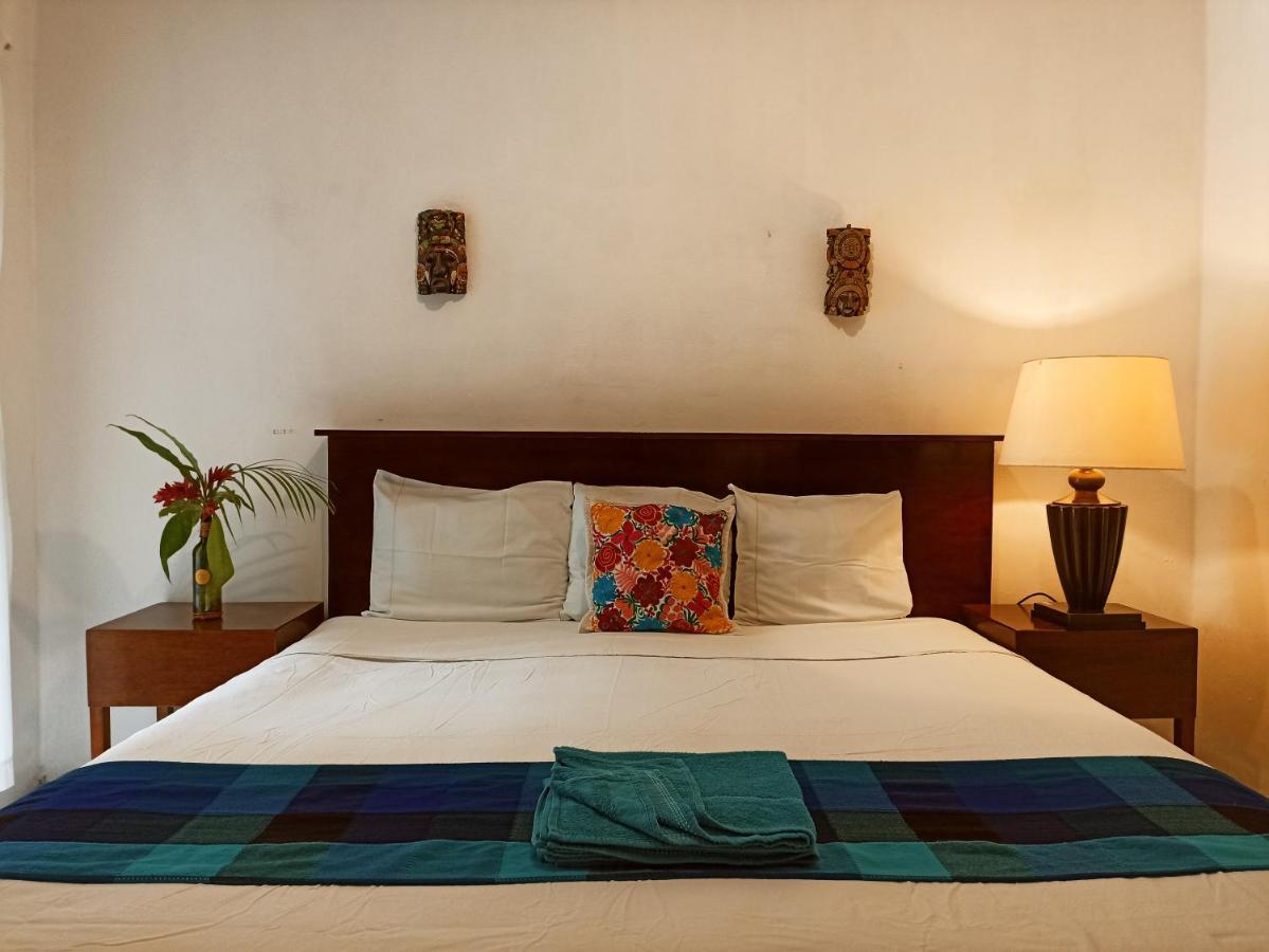 Casa De Los Pajaros - B&B Valladolid  Extérieur photo
