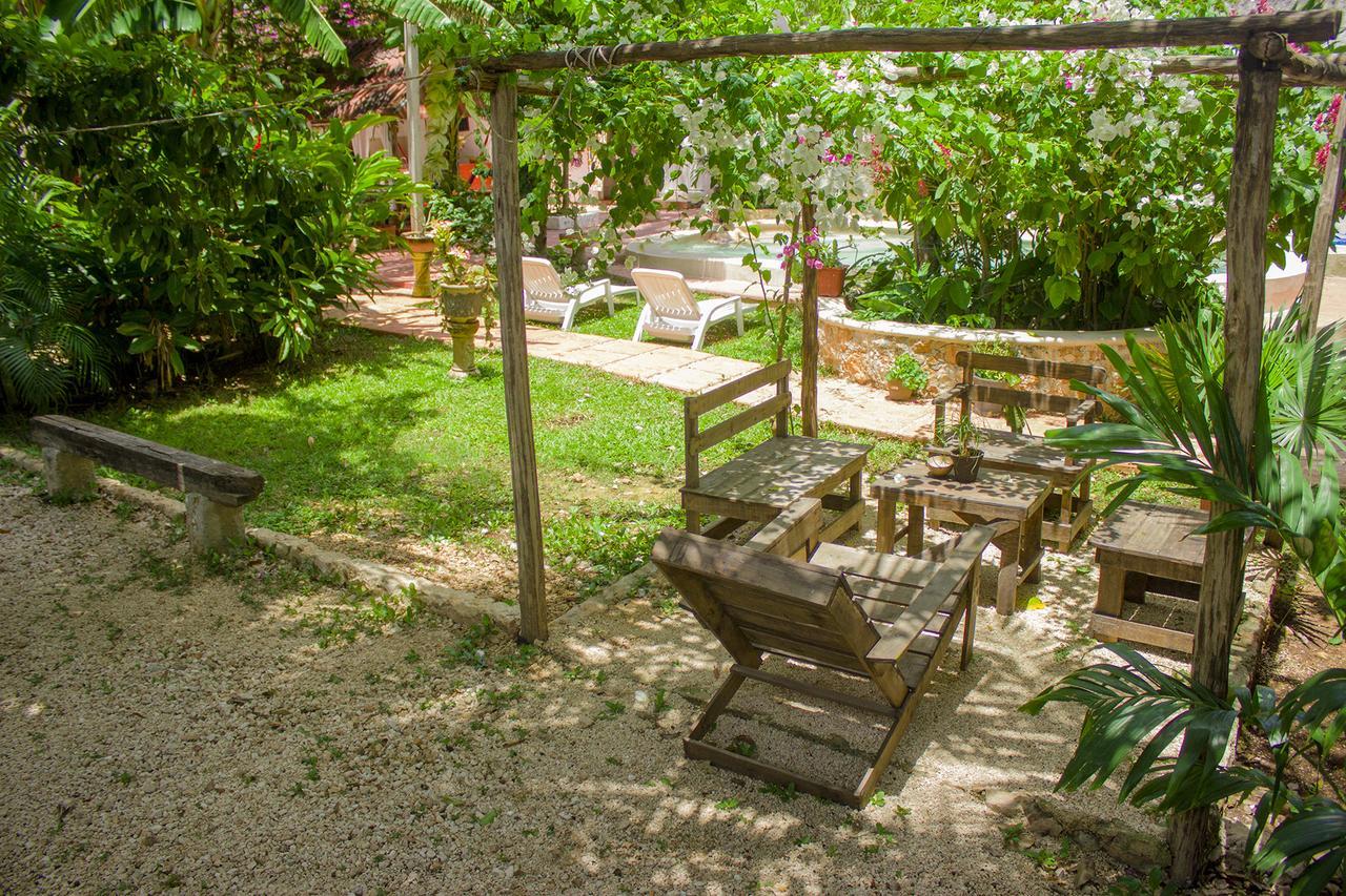Casa De Los Pajaros - B&B Valladolid  Extérieur photo